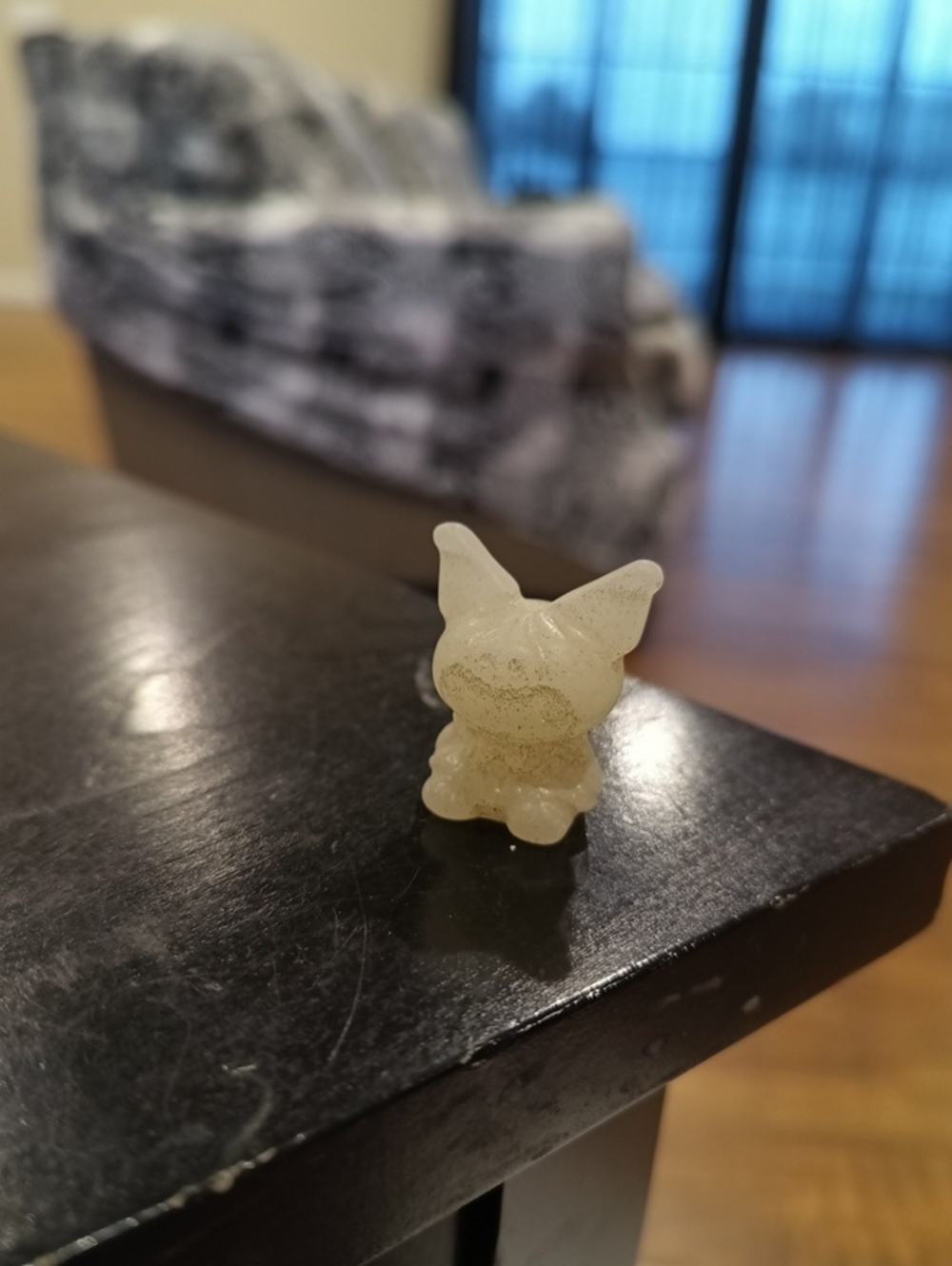 Karoumi Quartz Crystal Carvinh